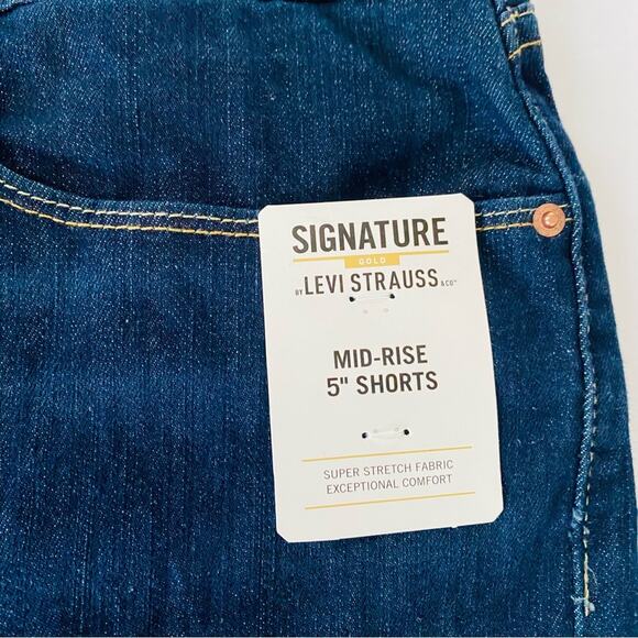 Signature by Levi Strauss | Mid-Rise 5” Shorts Dark Wash MWT 24 W37 - Picture 6 of 6